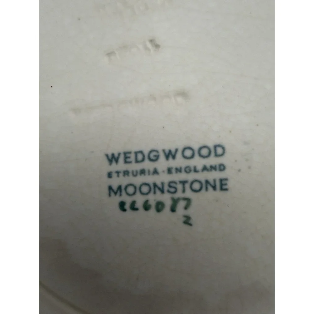 Wedgwood Moonstone Millicent Taplin Falling Leaves Bowl c1930 Art Deco 8.5